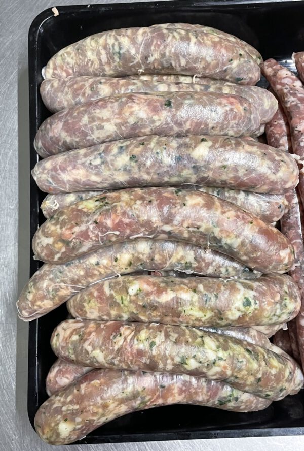 Grosses saucisses aux herbes le ruisseau