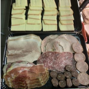 Plateau raclette le ruisseau