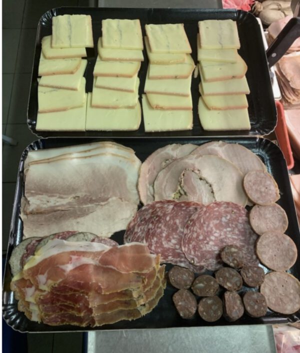 Plateau raclette le ruisseau